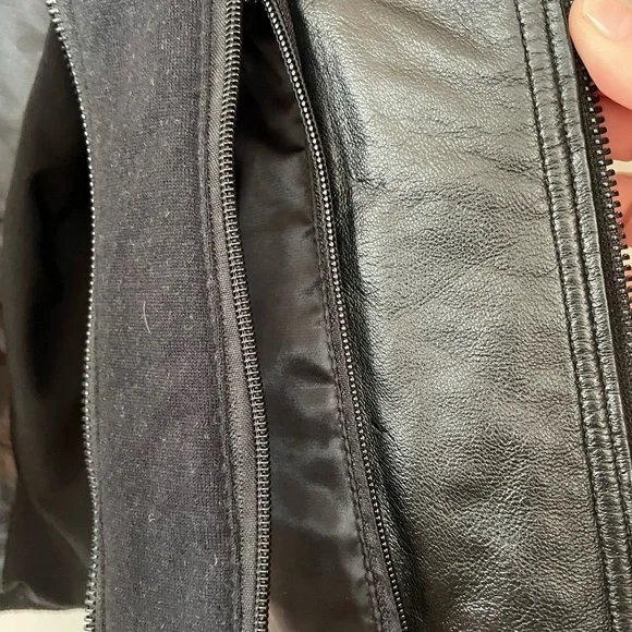 Ladies Medium Black Quilted Leather Moto Jacket by Wilson’s Leather - Picture 8 of 11